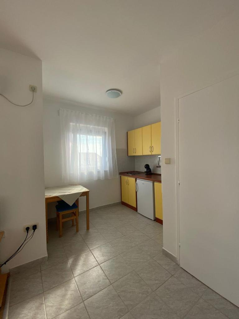 Apartments Olea ราบ ภายนอก รูปภาพ
