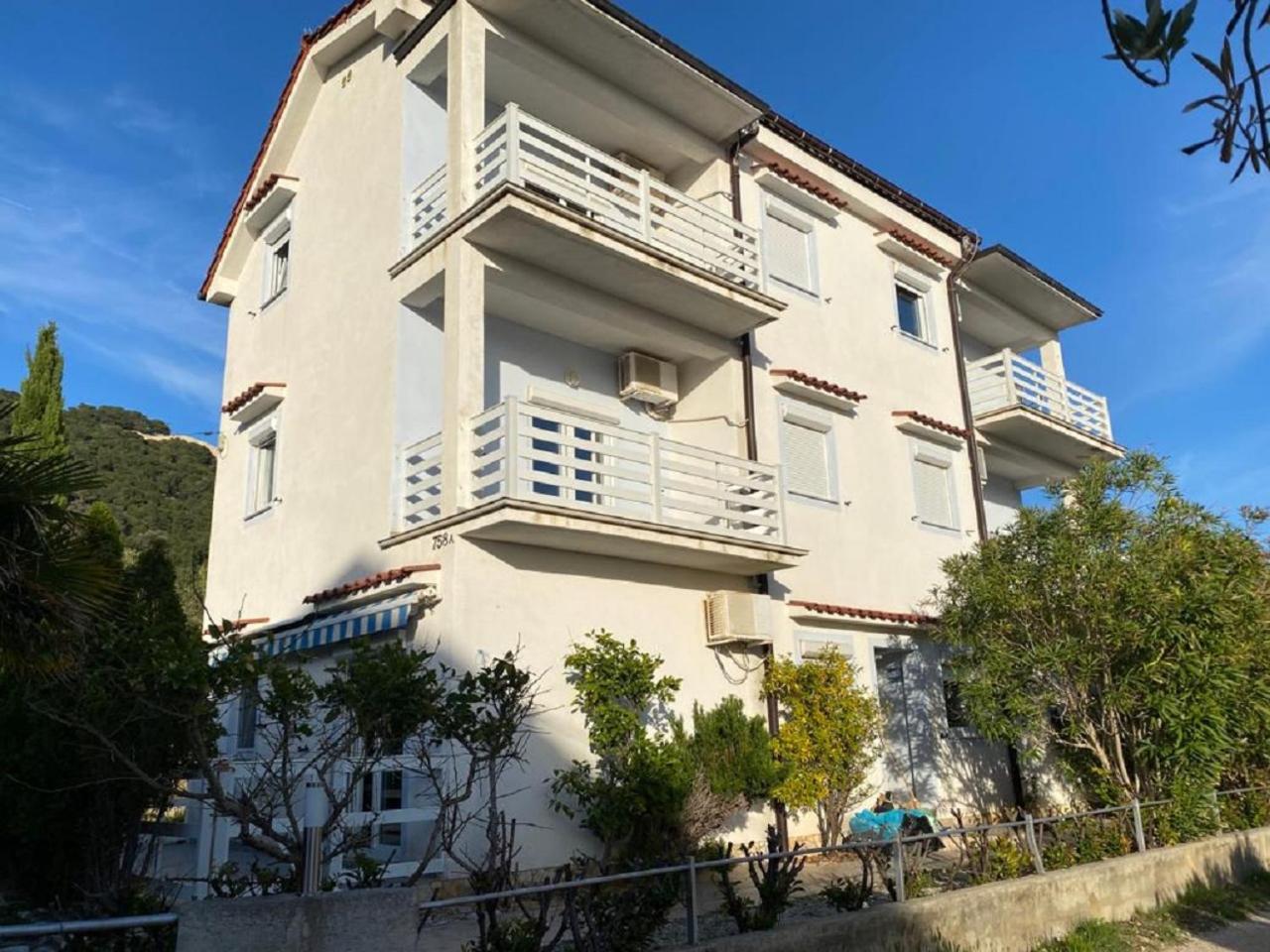 Apartments Olea ราบ ภายนอก รูปภาพ